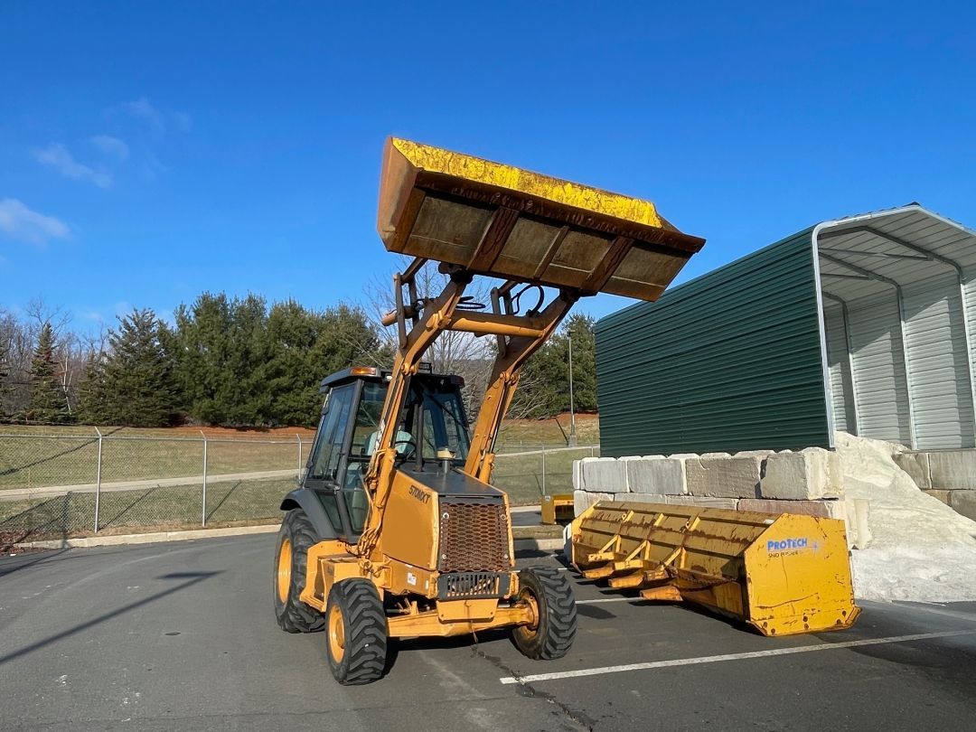 2003 CASE 570M XT - Image 5